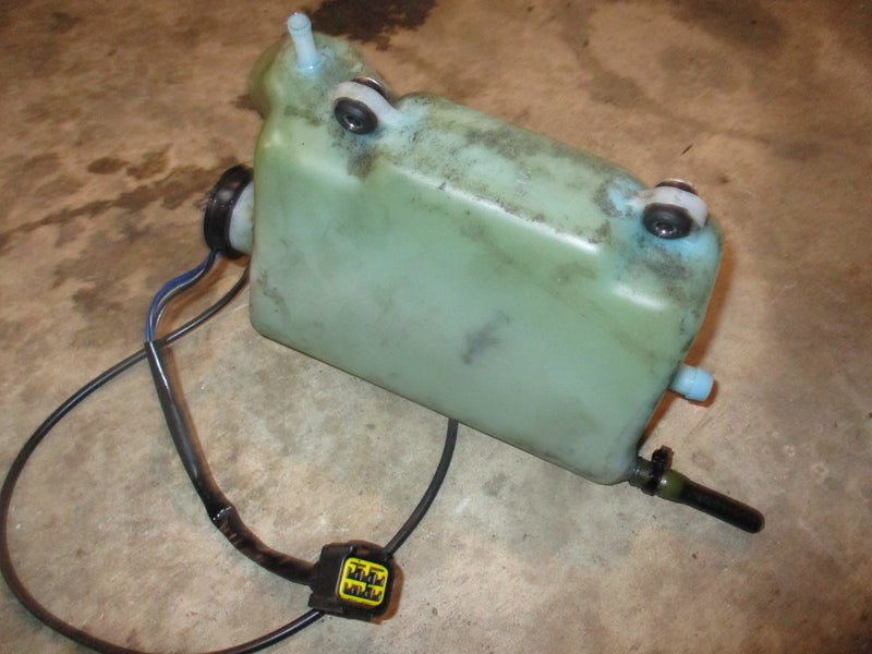 Yamaha 3.3L HPDI VMAX 225hp outboard oil tank (61A-21750-00-00)