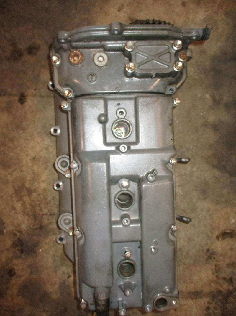 Suzuki DF225 225hp outboard starboard cylinder head (11101-93J01)