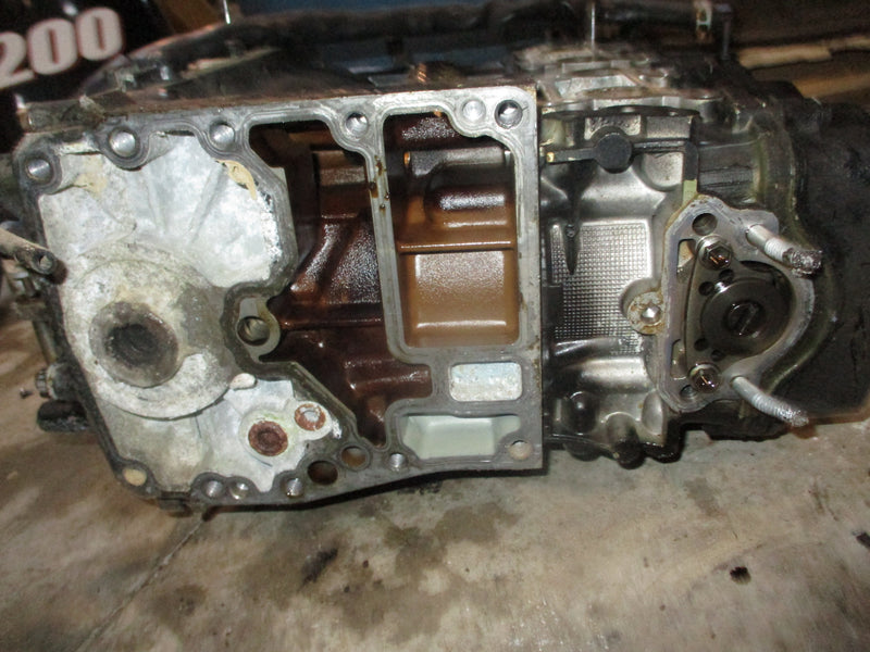 Suzuki DF70 70hp outboard crankcase powerhead