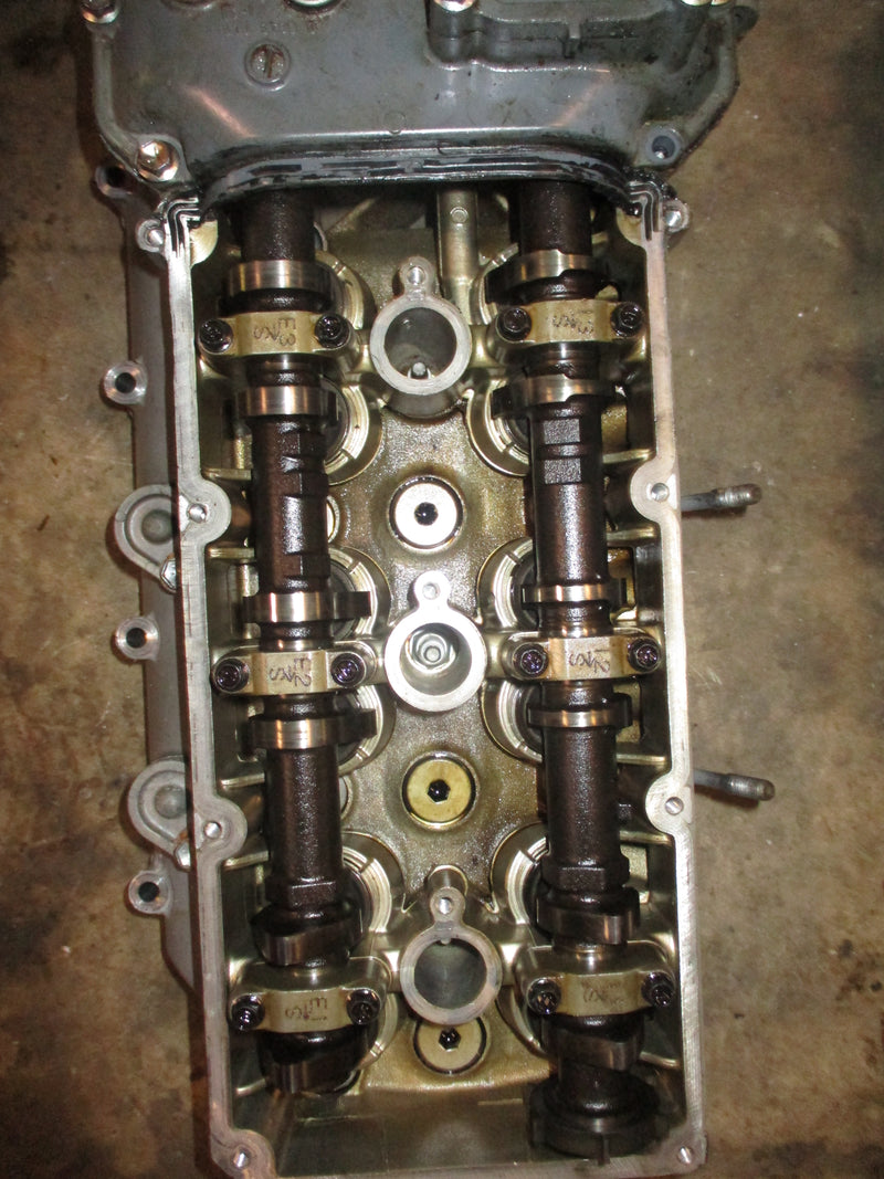 Suzuki DF225 225hp outboard starboard cylinder head (11101-93J01)