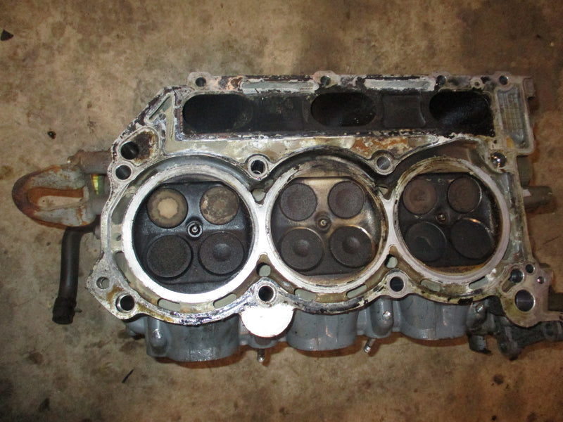 Suzuki DF200 200hp outboard port cylinder head (11103-93J02)