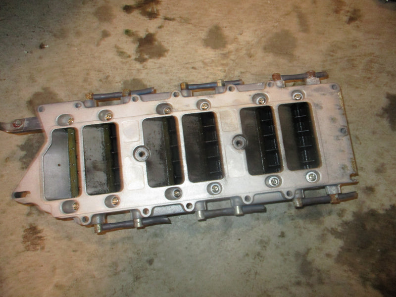 Yamaha HPDI 150hp outboard intake manifold with reeds (68F-13624-00-1S)