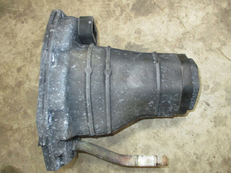 Yamaha 150hp 4 stroke outboard exhaust manifold (63P-14711-01-95)