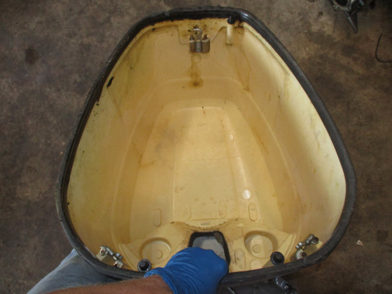 Yamaha OX66 200hp Saltwater series 2 outboard top cowling