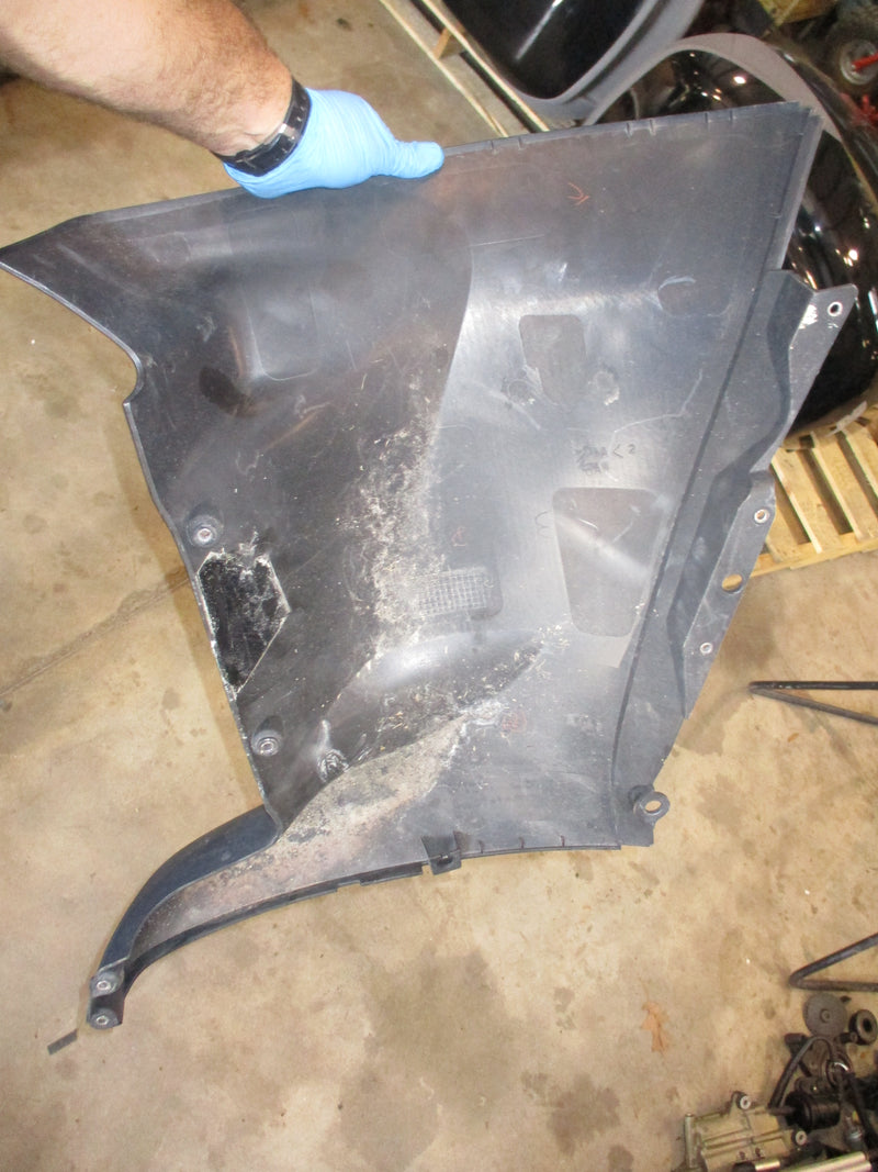 Yamaha 350hp 4 stroke outboard starboard side cover (6AW)