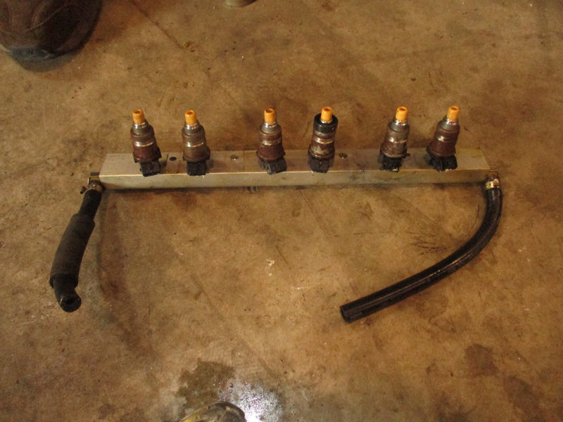 Yamaha OX66 200hp Saltwater series 2 outboard fuel rail and injector set