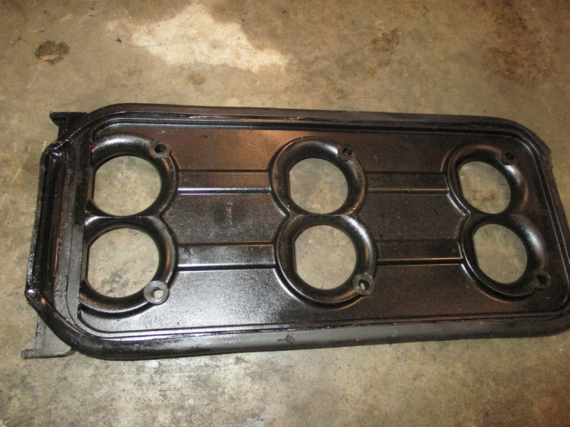 Mercury 225hp 3.0L 2 stroke outboard carburetor bracket (821554-2)