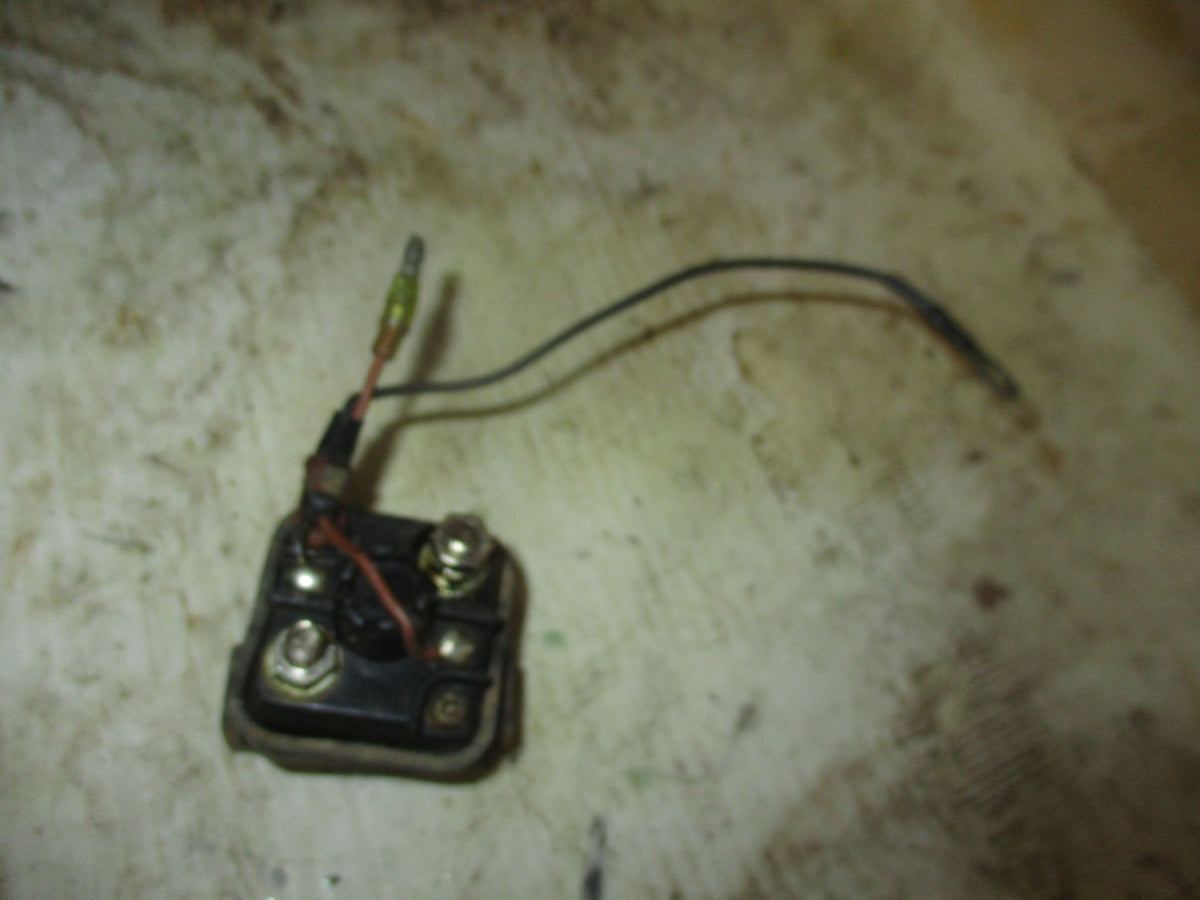 Yamaha 200hp 2 stroke outboard starter relay