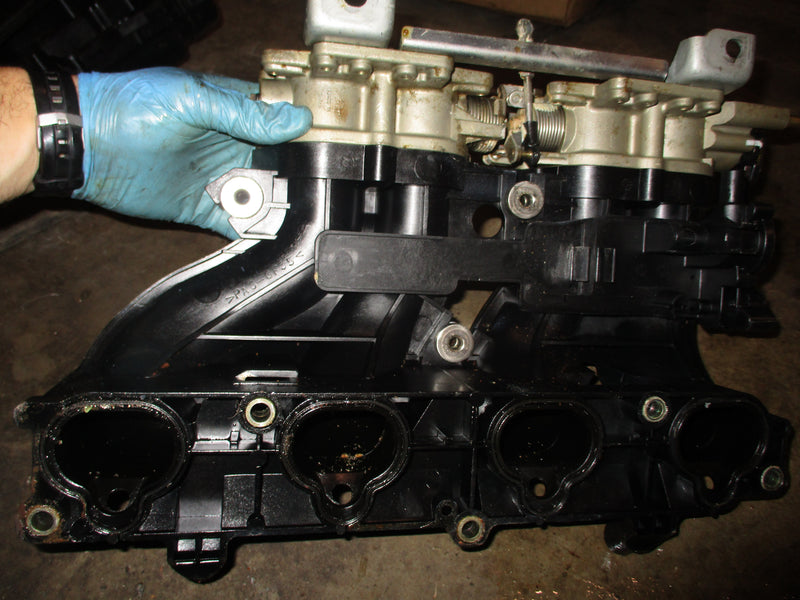 Yamaha 150hp 4 stroke outboard intake manifold with throttle body