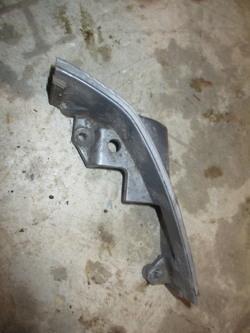 Yamaha 150hp 4 stroke outboard rigging grommet holder (63P-82738-00-8D)