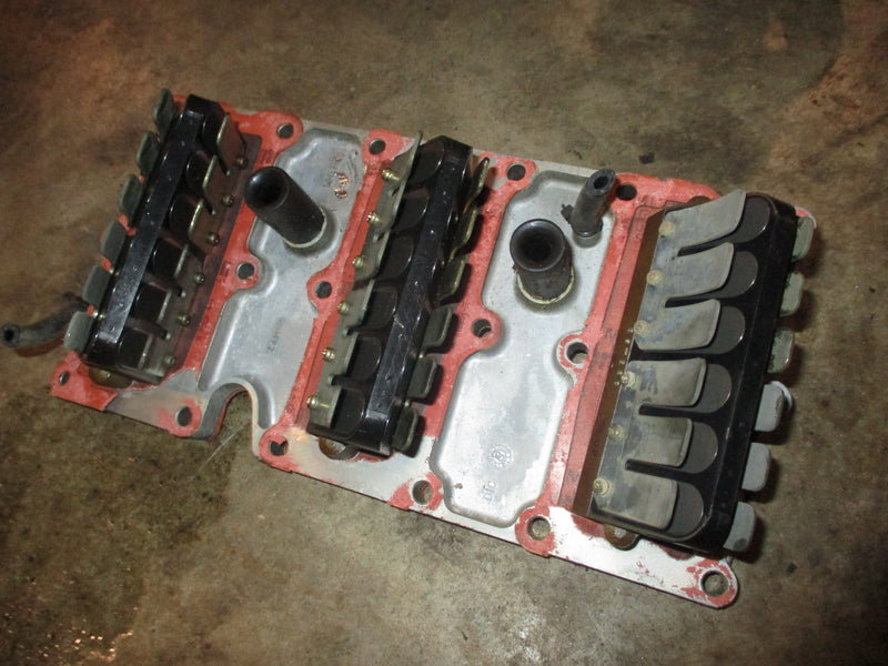 Evinrude ETEC 90hp 2 stroke outboard intake manifold with reeds (397336)