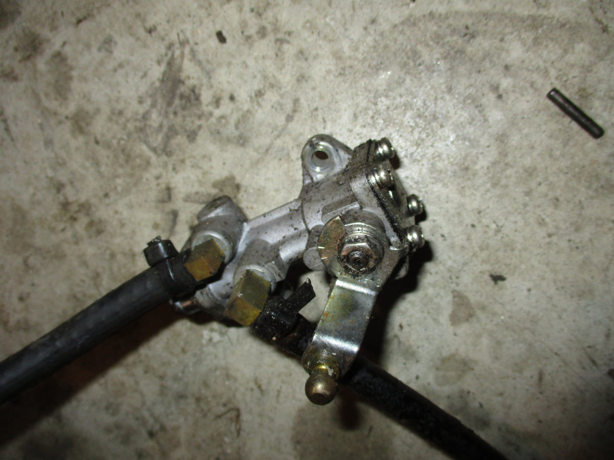 Mercury 80hp 2 stroke outboard oil pump