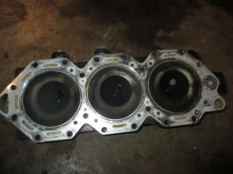Evinrude ETEC 90hp 2 stroke outboard cylinder head (5005198)