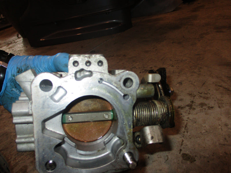 Suzuki DF70 70hp outboard throttle body (13300-99E10)