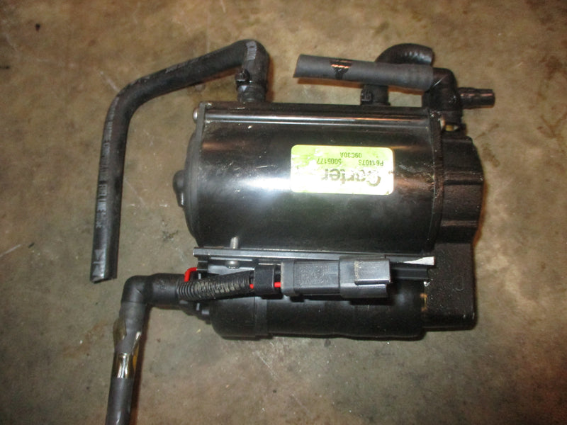 Evinrude Ficht 150hp 2 stroke outboard VST with electric fuel pump (0439347)