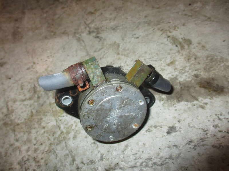 Suzuki DF40 40hp outboard fuel pump (15100-87J03)