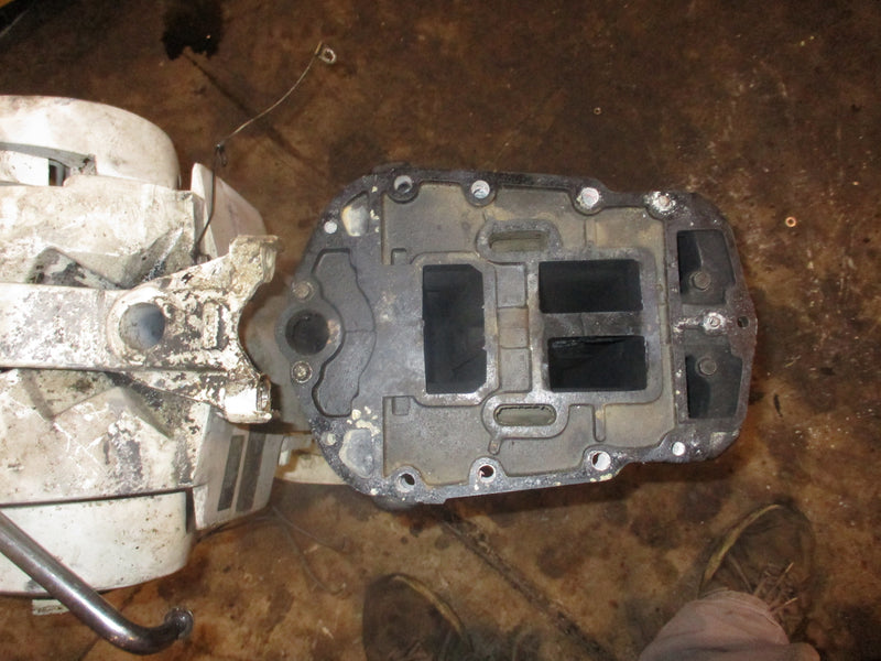 Evinrude Ficht 150hp 2 stroke outboard 25" midsection