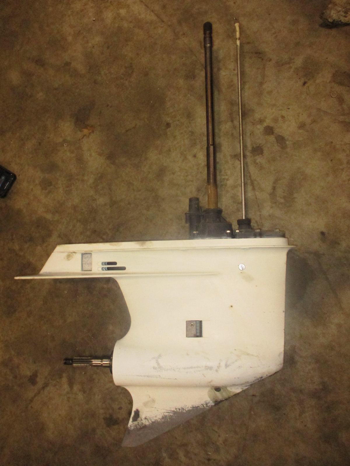 Evinrude Ficht 115hp outboard 20" shaft lower unit