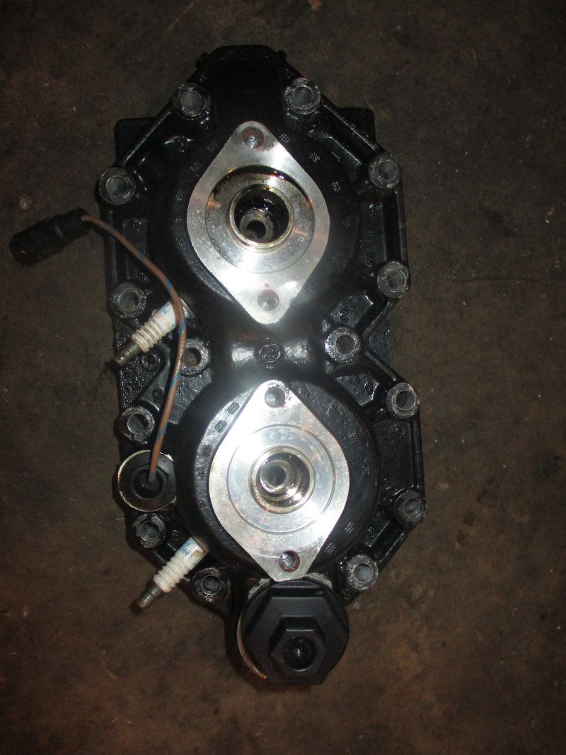 Evinrude Ficht 115hp outboard starboard cylinder head