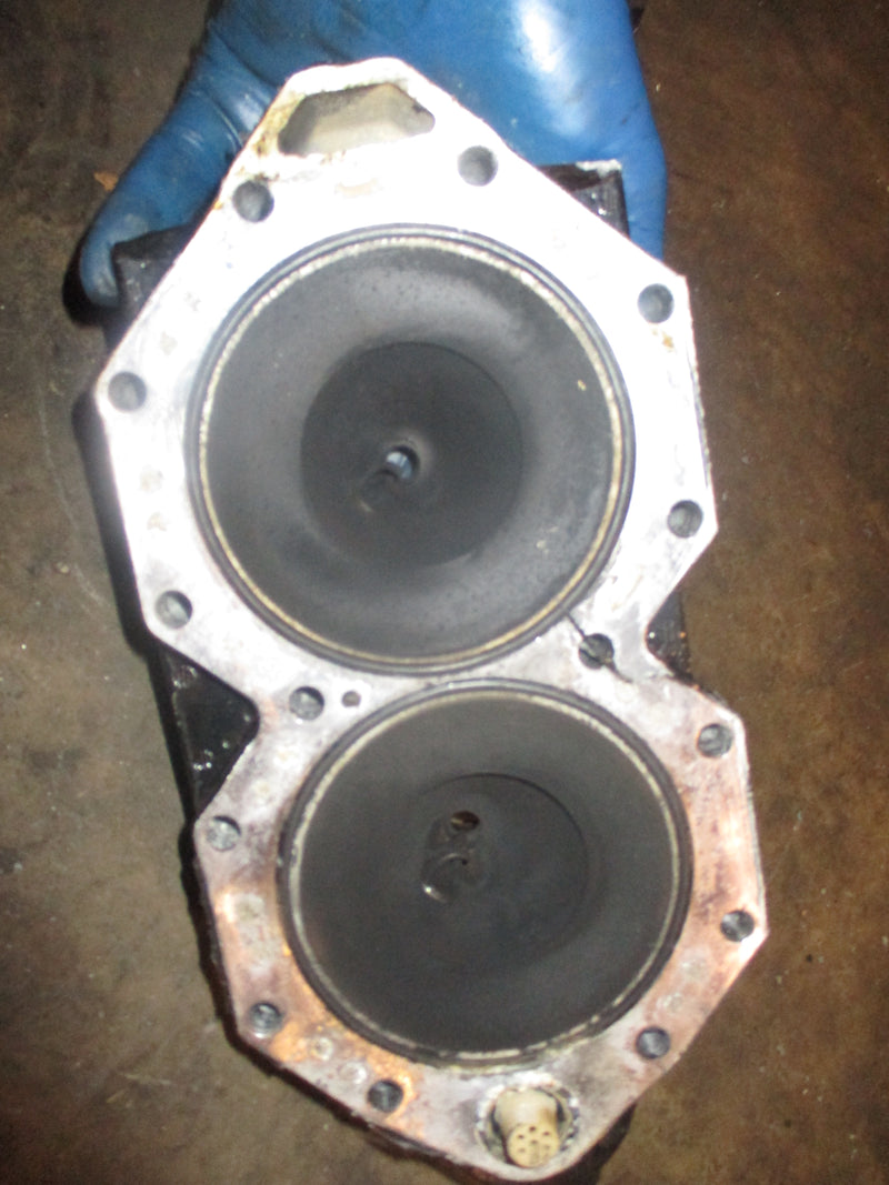 Evinrude Ficht 115hp outboard port cylinder head (5001559)