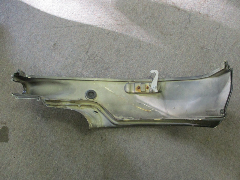 Suzuki DF225 225hp outboard starboard side cowling (61811-93J00)