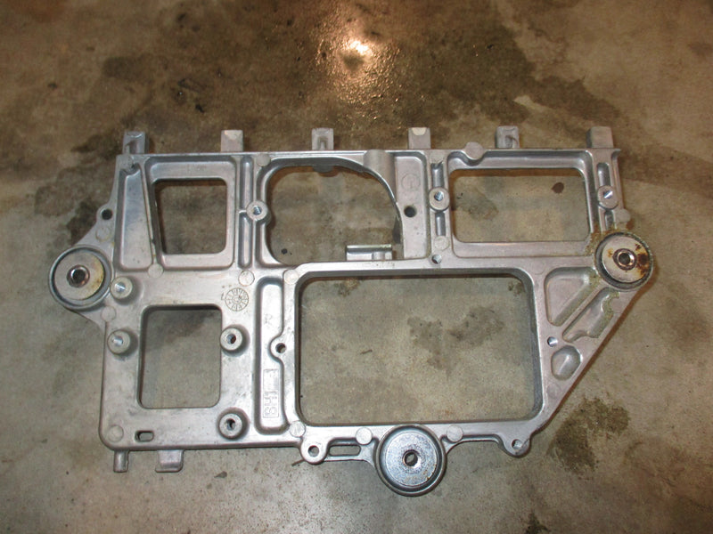 Yamaha 85hp 2 stroke outboard electronics bracket (6HI)