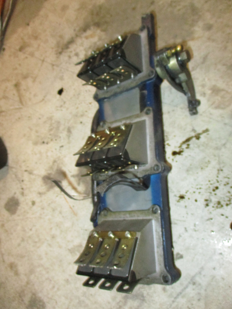 Nissan 90hp 2 stroke outboard intake manifold with reeds (3T9B022430)