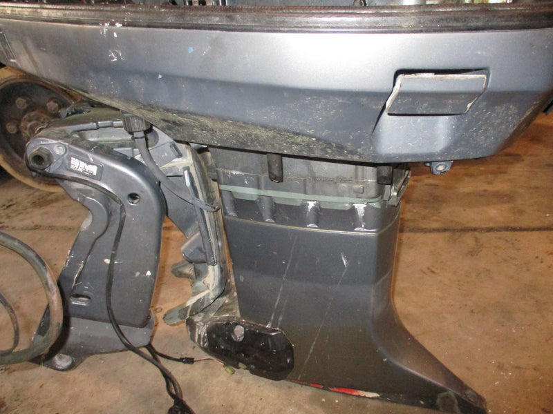 Yamaha VMAX HPDI 200hp outboard 20" shaft midsection