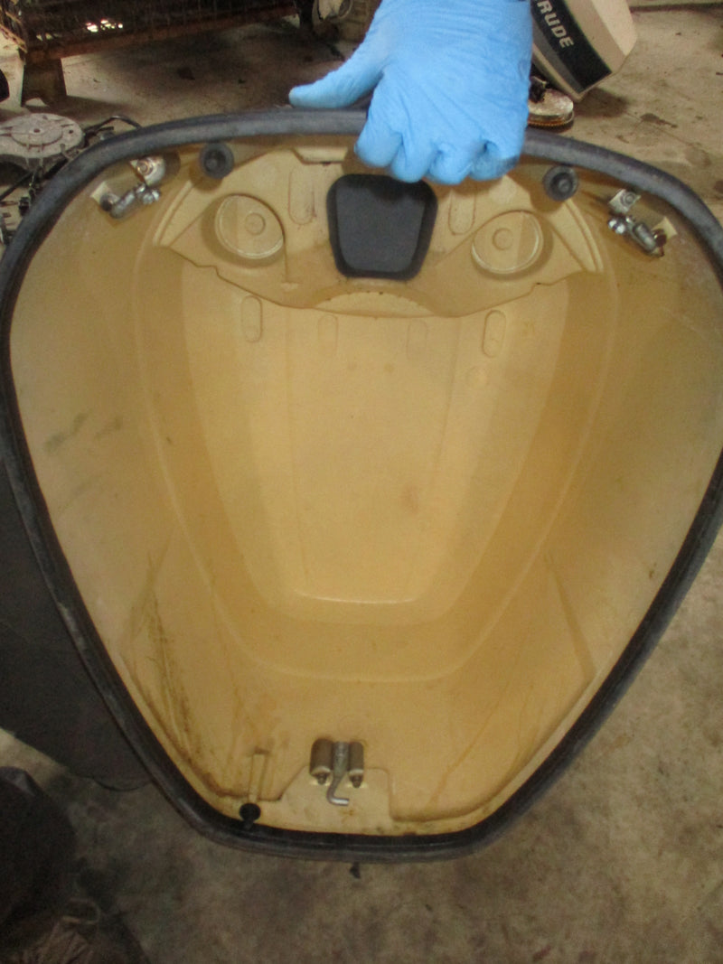 Yamaha 175hp 2 stroke outboard top cowling