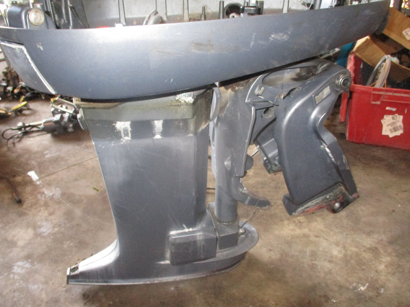 Yamaha 175hp 2 stroke outboard 25" shaft mid section