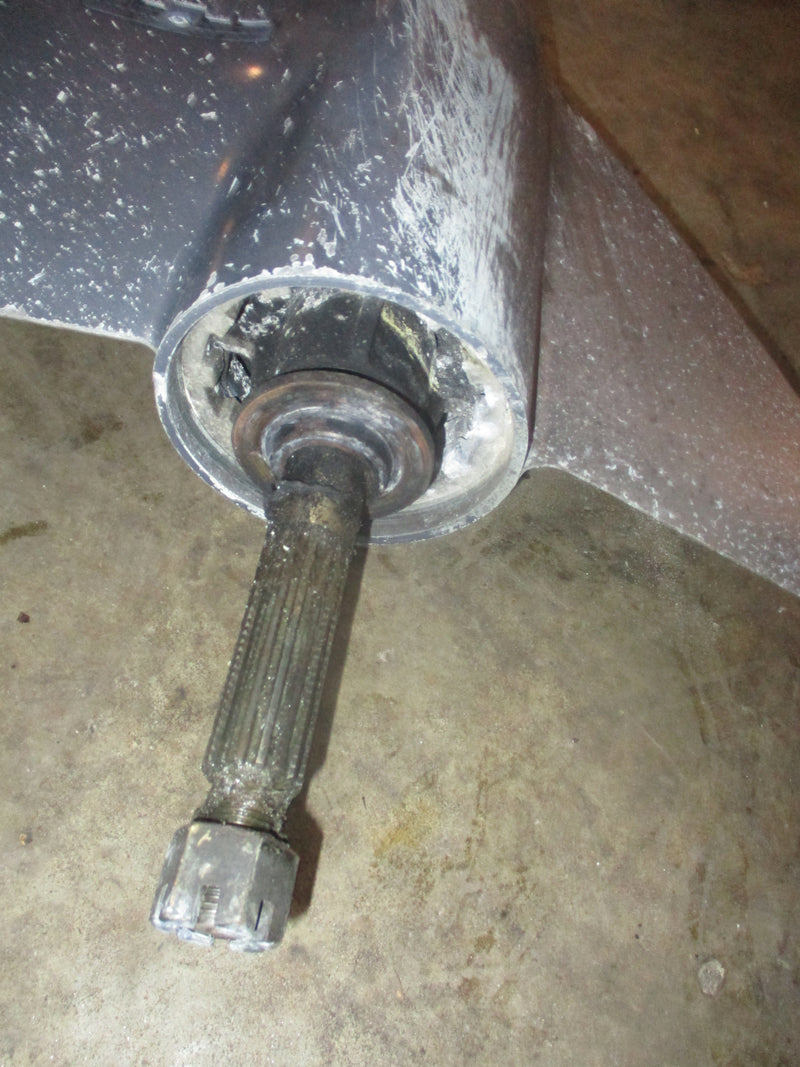 Yamaha 175hp 2 stroke outboard 25" shaft lower unit