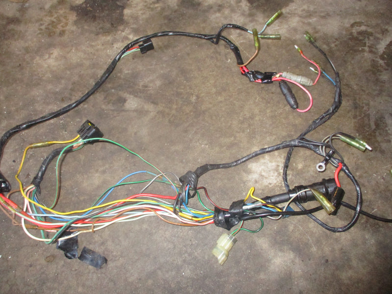Yamaha 175hp 2 stroke outboard engine wiring harness (64D-82590-00-00)