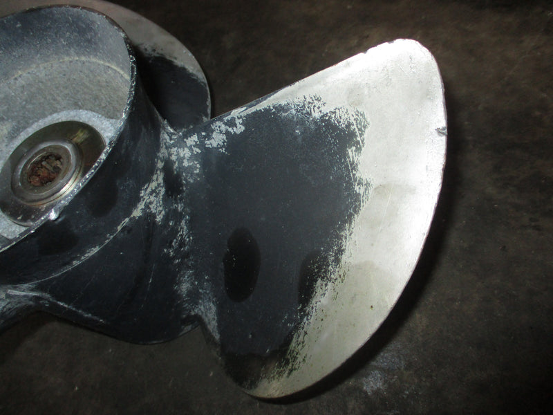 Yamaha 2 stroke outboard aluminum propeller (19P)