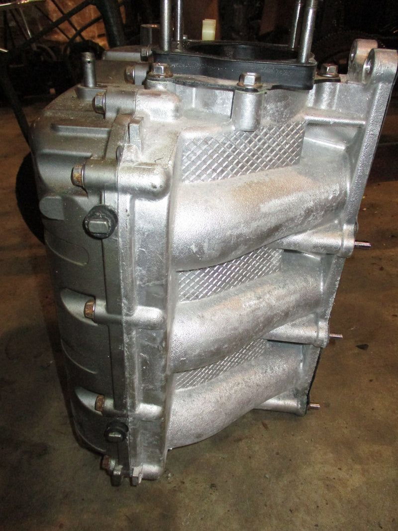 Suzuki DF300 300hp outboard intake collector (13100-98J01)