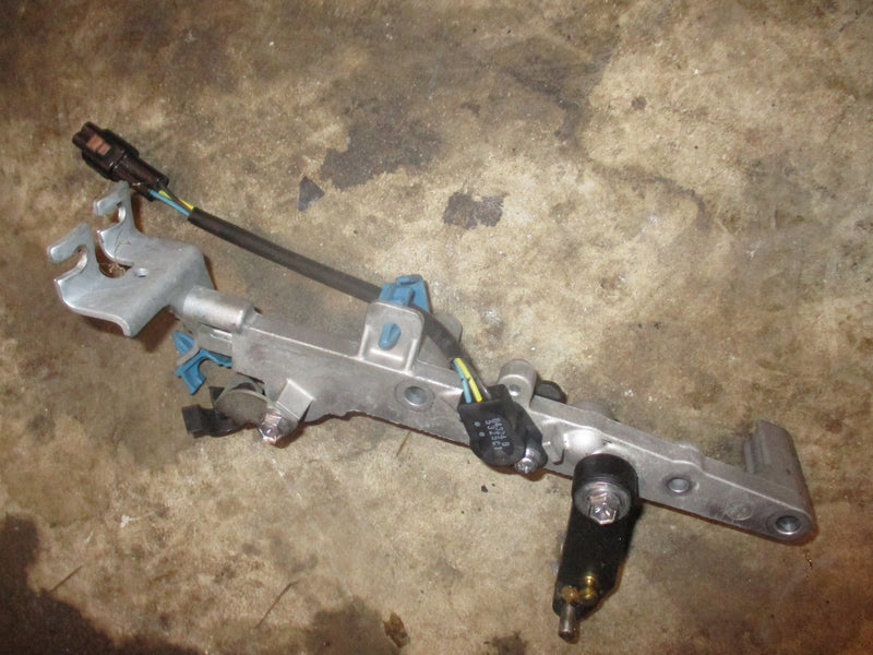 Suzuki DF150 150hp outboard shift bracket (21100-96J00)