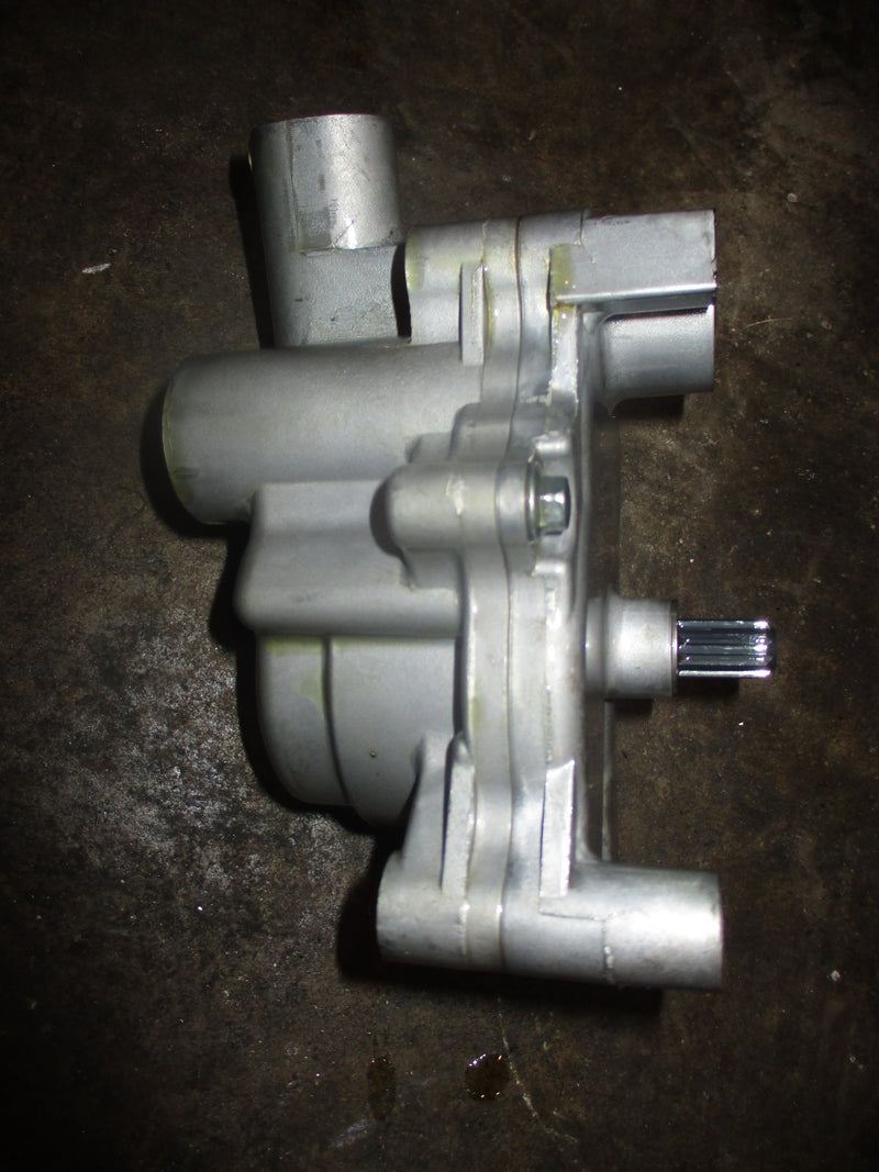 Suzuki DF150 150hp outboard oil pump (16400-96J00)