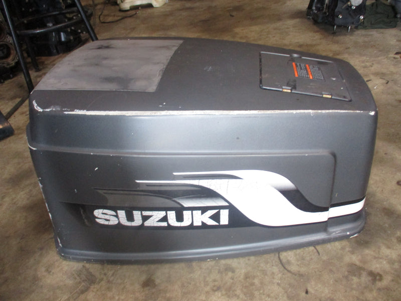 Suzuki DT100 outboard top cowling