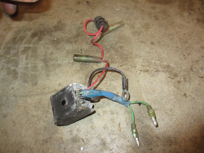 Yamaha 25hp 2 stroke outboard rectifier regulator (6G1-81970-62)