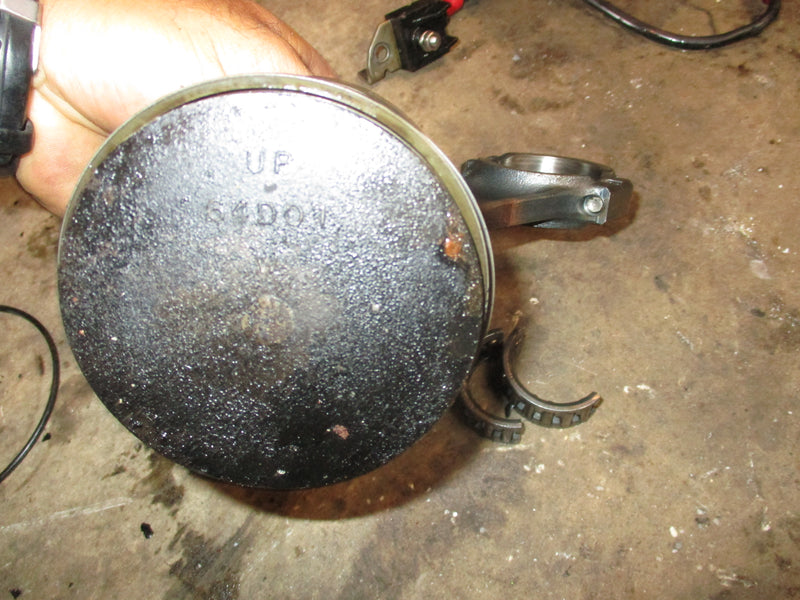 Yamaha OX66 200hp outboard starboard piston and rod (64D-01)