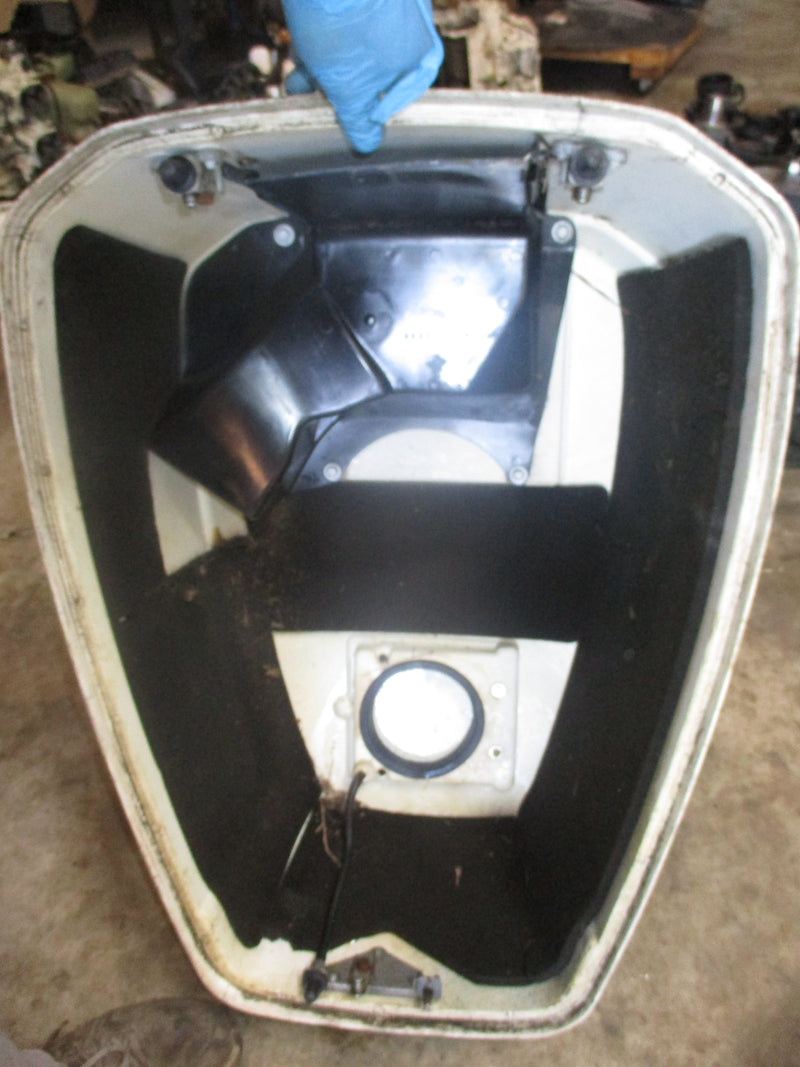 Suzuki DT90 outboard top cowling