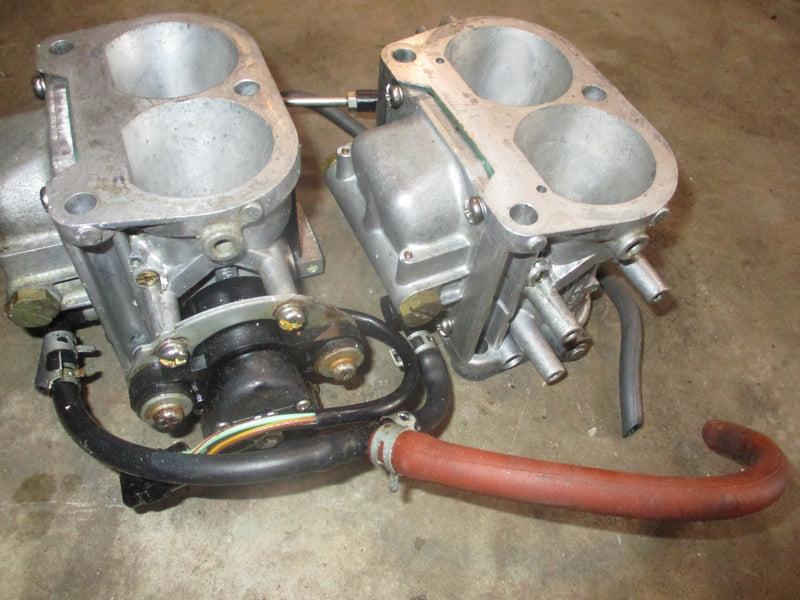 Suzuki DT90 outboard carburetor set (13201-87E90) (13202-87E90)