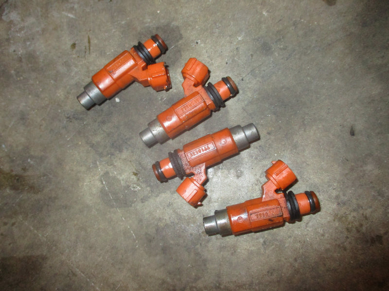 Suzuki DF140 outboard fuel injector set (15710-65D00)