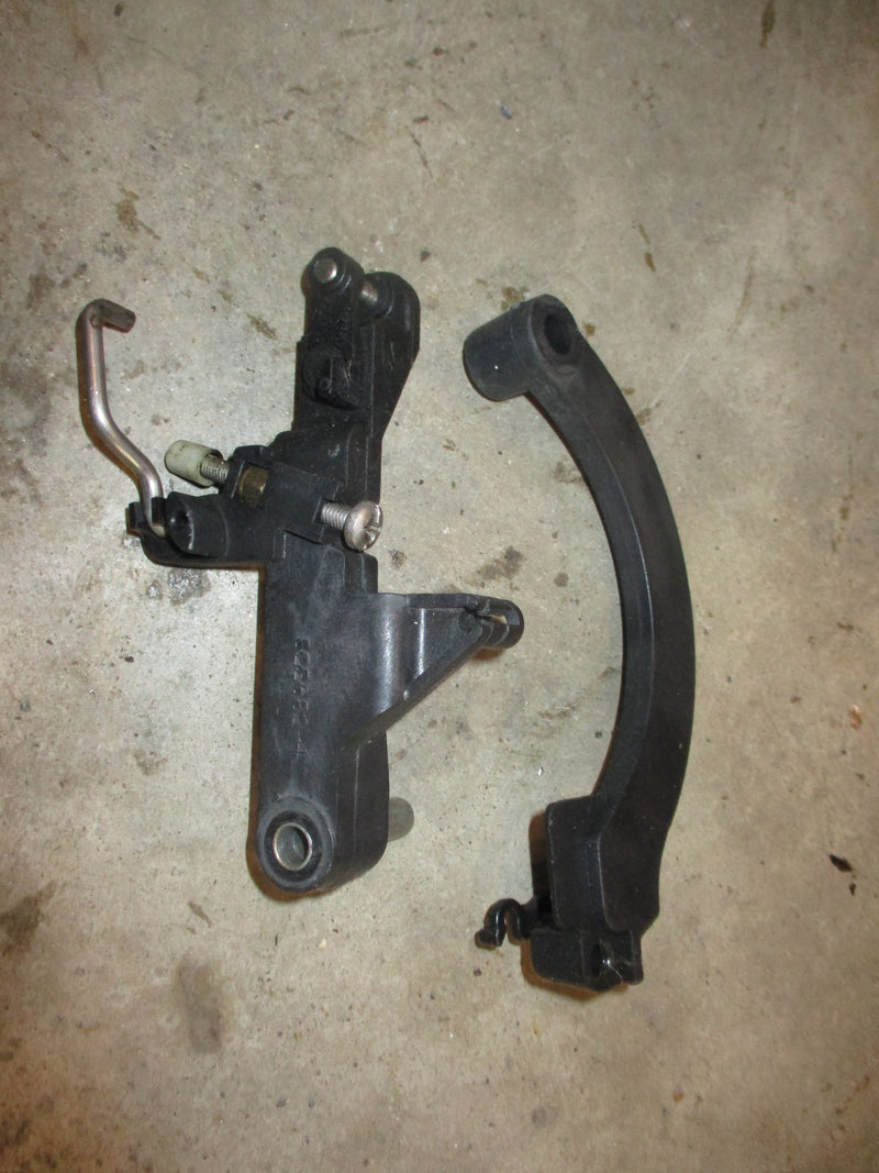 Mercury 25hp 4 stroke outboard throttle brackets (822682)