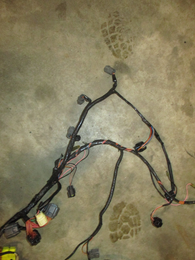 Yamaha 200hp 4 stroke outboard engine wiring harness FOR PARTS (69J-82590-51)