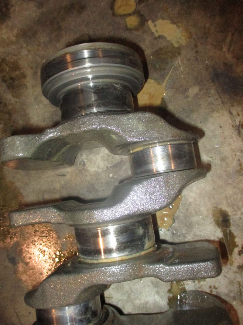 Suzuki DF150 outboard crankshaft (12221-96J00)