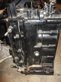 Load image into Gallery viewer, Suzuki DF60 60hp outboard crankcase block (11300-99E05-019)
