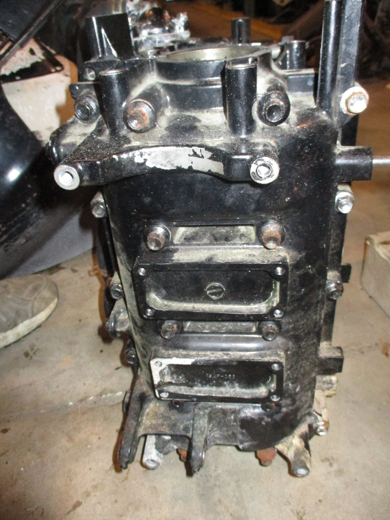 Suzuki DF60 60hp outboard crankcase block (11300-99E05-019)