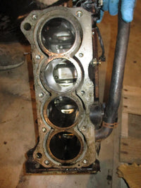 Load image into Gallery viewer, Suzuki DF60 60hp outboard crankcase block (11300-99E05-019)
