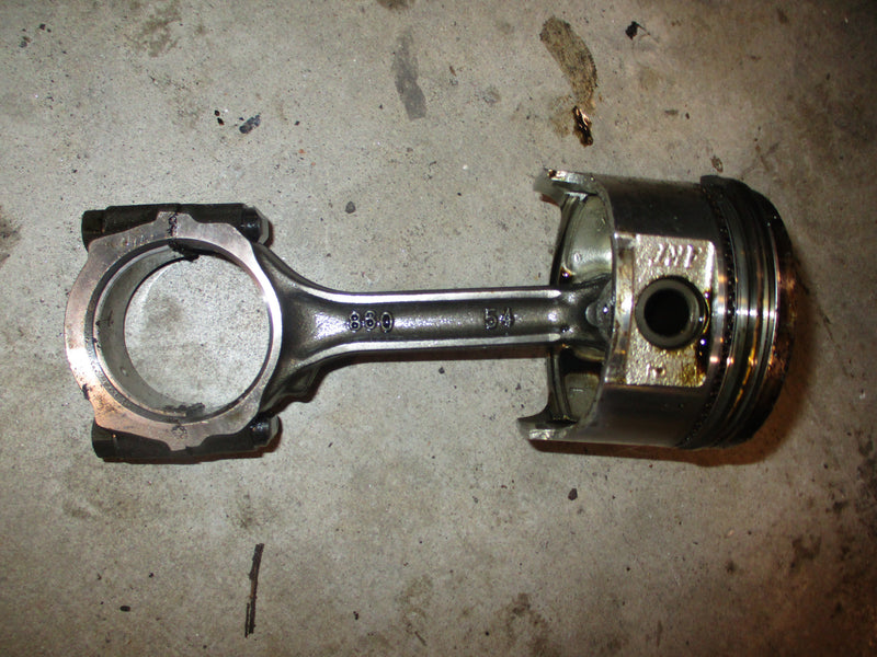 Suzuki DF60 60hp outboard piston and rod (12111-99E01)