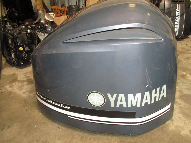 Yamaha 350hp 4 stroke outboard top cowling